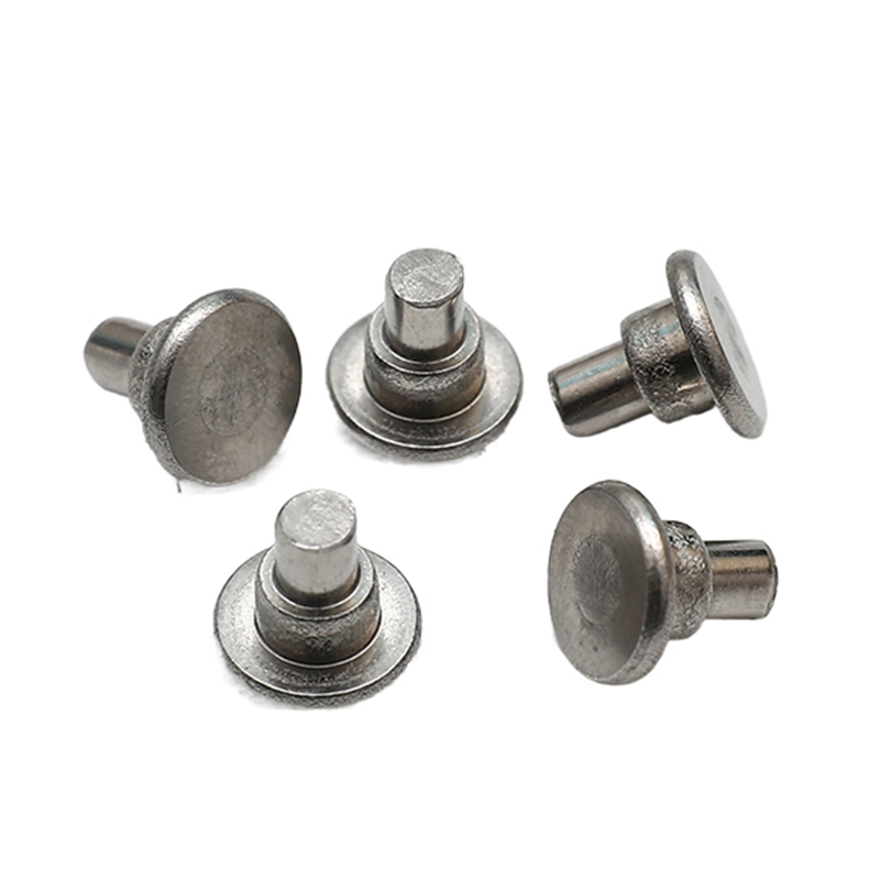 Ikke-standard blå hvid zinkbelagt kulstofstål skulderskrue Ikke-standard blå hvid zinkbelagt kulstofstål skulderskrue